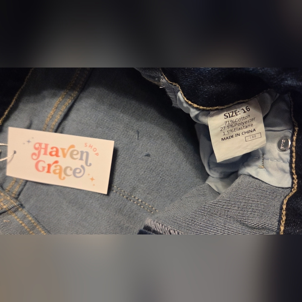 Dark Wash Flare Distressed Jeans, NWT - Picture 4 of 6